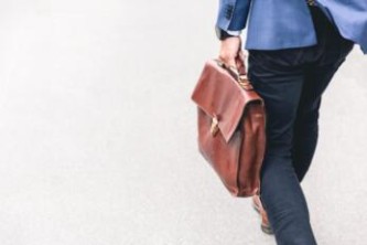比特币价格行情分析与最新走势：影响因素与投资风险全面解析