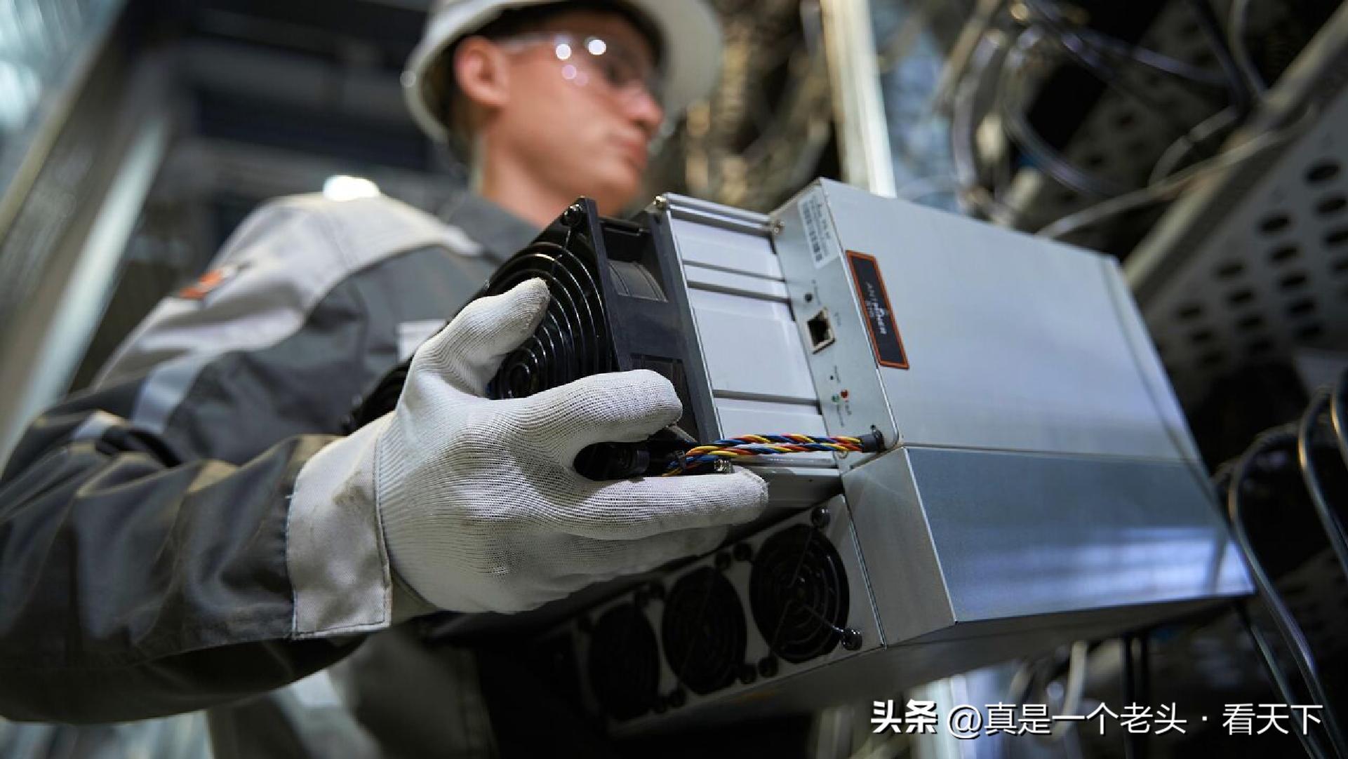 比特币价格变化原因_比特币价格走势对比黄金_比特币最直白的解释
