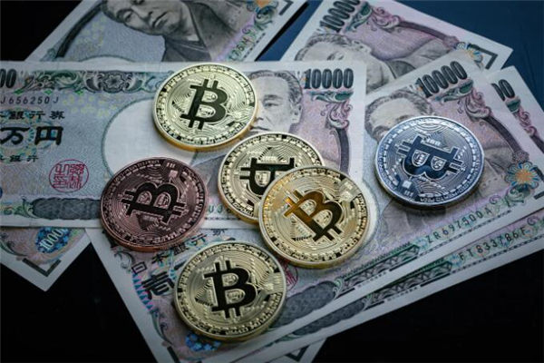 比特币(BTC)首日开盘价0.0025美元，供应量2100万个，流通市值1.5万亿美元，全面解析比特币的运作原理与特点