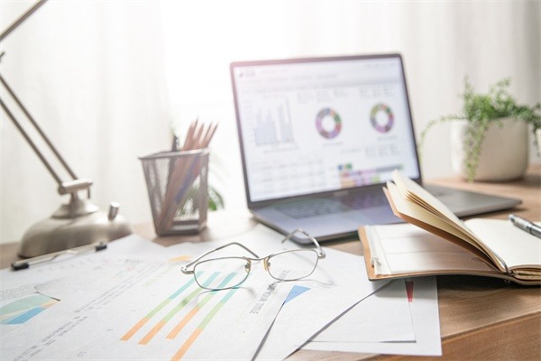 区块链技术解析：分布式存储如何重塑安全与信任？应用场景全揭秘