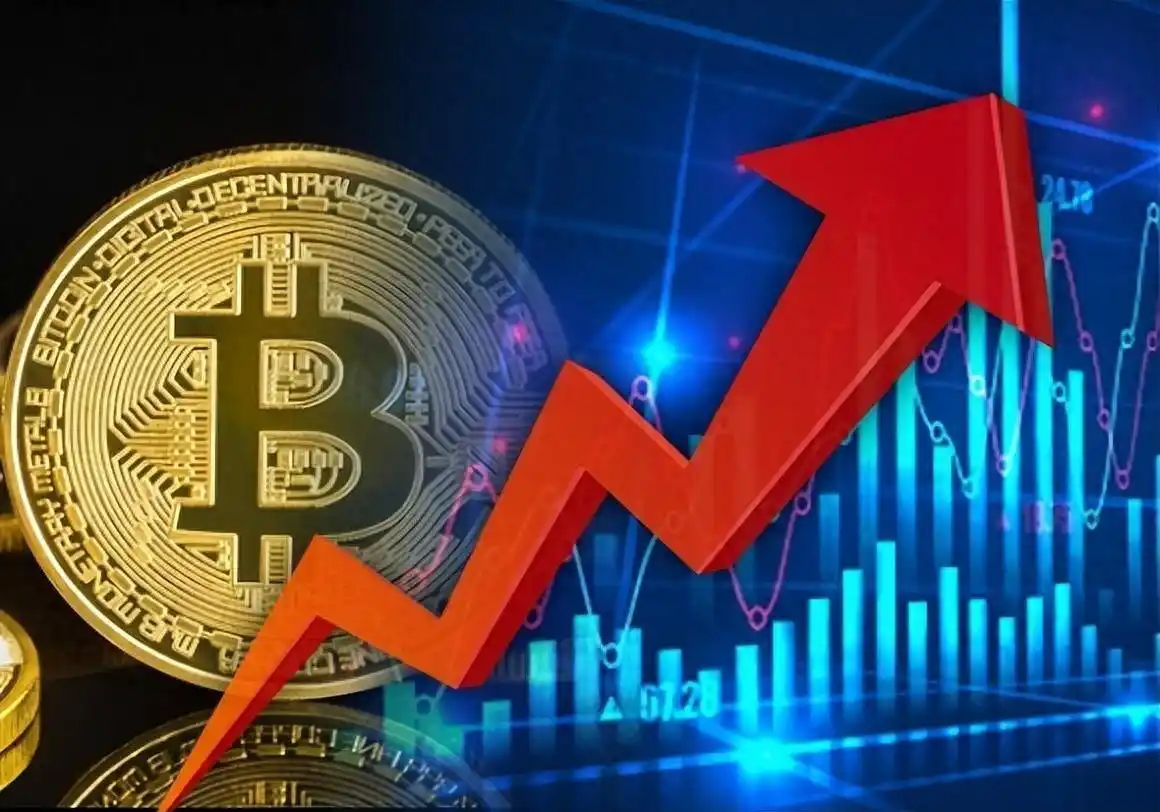 比特币突破11万美元历史新高，加密货币市场沸腾