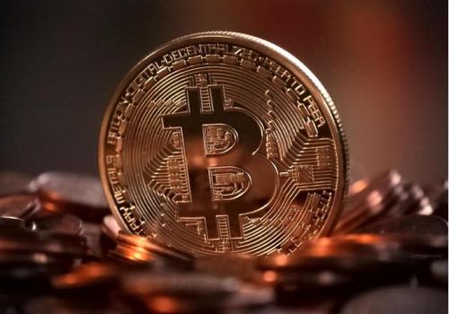 比特币涨破11万美元创新高，稳定币却为何能异军突起？