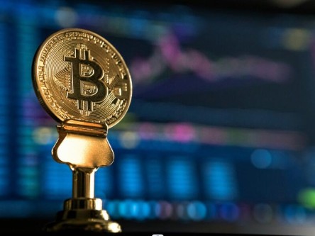 深入剖析比特币最新行情日线图，探讨价格波动原因与走势？