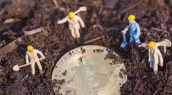 一个比特币5万块，电脑24小时连续挖矿能挖多少？网友：可以试试